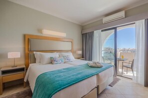 Iron/ironing board, free cribs/infant beds - The Navigator - Solaqua (Albufeira)