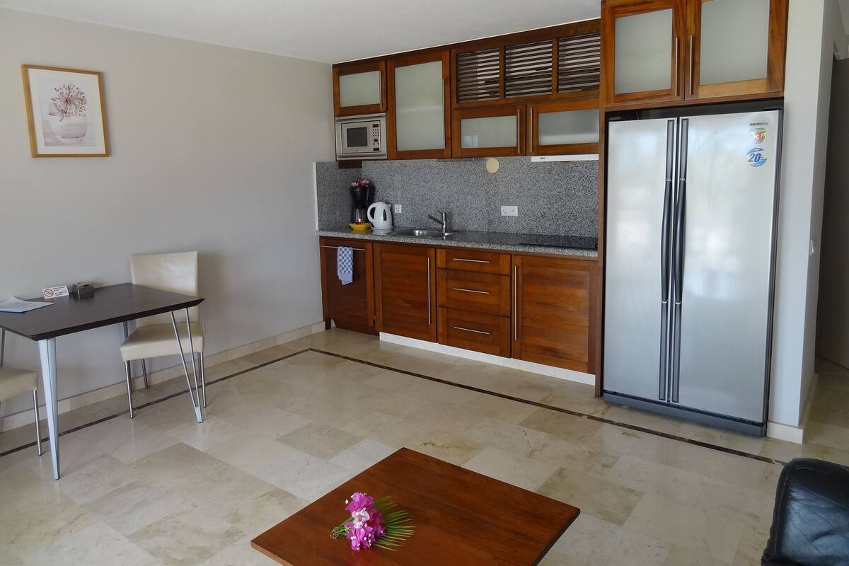 Room | Dapur peribadi | Peti sejuk, ketuhar gelombang mikro, pembancuh kopi/teh