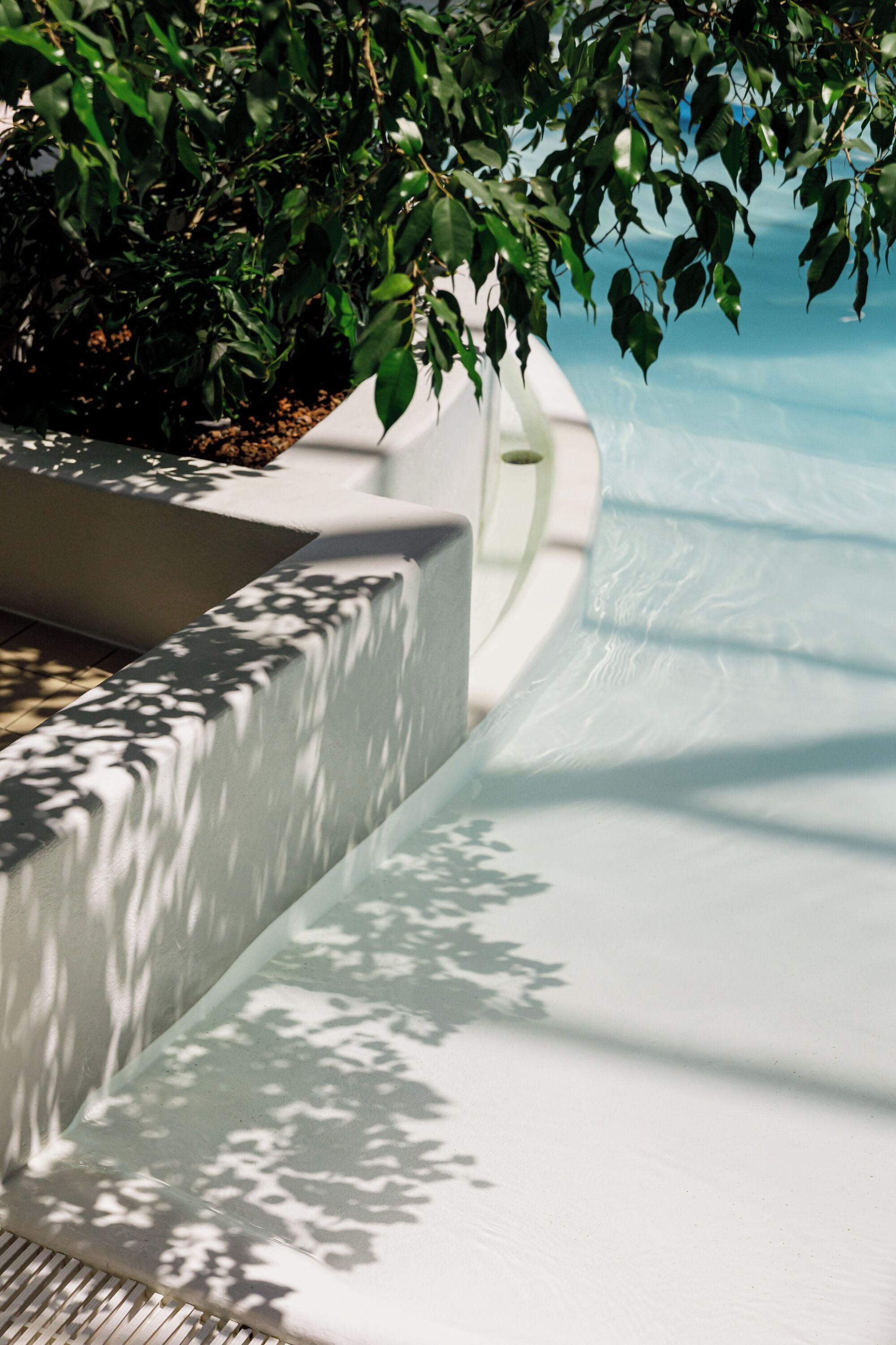 indoor pool, open 7:00 am to 11:00 pm, pool loungers