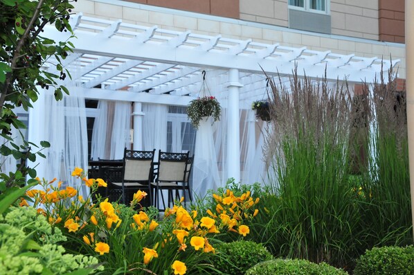 Gazebo - The Inn on Sheridan (Zion)