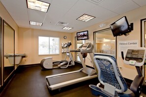 Fitness facility - Holiday Inn Express Newton by IHG (Newton)