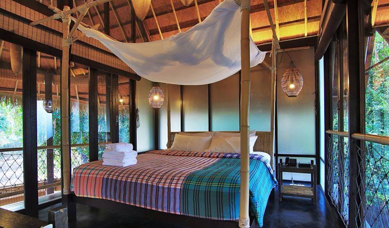 迷你吧（备有免费物品）、遮光窗帘、免费 WiFi、床单