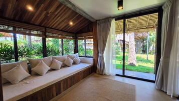 Rice Field Family Villa | Living area | 40-inch Smart TV with cable channels, TV