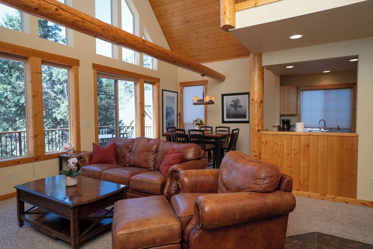 Superior Chalet, 2 Queen Beds (2 Bedroom Chalet located in Pelican) | Living area | 50-inch TV with cable channels