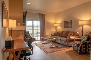 Desk, iron/ironing board, bed sheets - Running Y Resort (Klamath Falls)