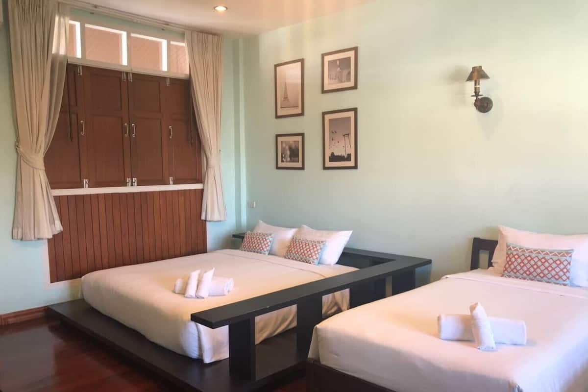 Habitación familiar, varias camas | 1 habitación y ropa de cama de alta calidad