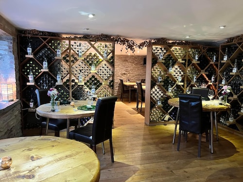 Jabajak Vineyard Restaurant With Rooms