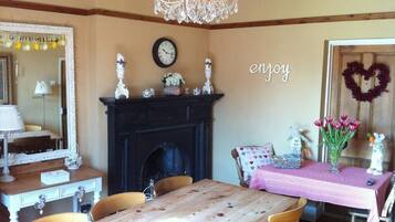 Suite, Ensuite (Sleep 2 adults+2 children) | Miscellaneous