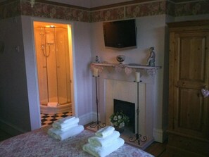 Double Room, Ensuite | Bathroom