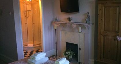 Moor End Bed and Breakfast