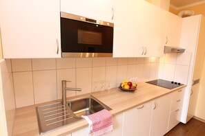 Estúdio (incl. Cleaning Fee 35€) | Cozinha privada | Cafeteira/chaleira