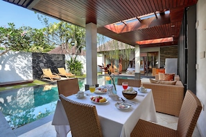 Breakfast area - Kunti Villas (Seminyak)