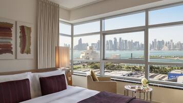 Executive Room | In-room safe, blackout drapes, soundproofing, iron/ironing board