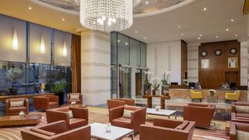 Coin salon dans le hall