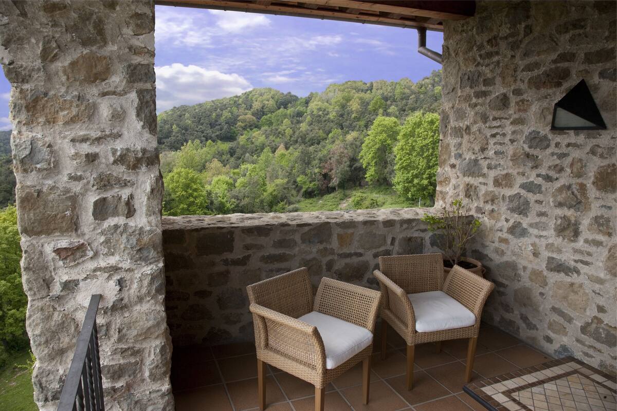 Superior dubbelrum - terrass | 1 sovrum, allergitestade sängkläder, duntäcken och memory foam-madrasser