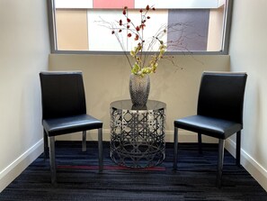 Interior - Best Western Plus Camperdown Suites (Camperdown)