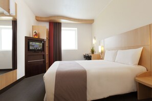 스탠다드 더블룸, 더블침대 1개 | 미니바, 객실 내 금고, 책상, 방음 설비