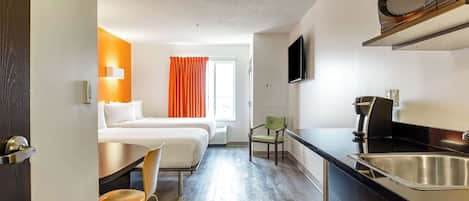 Iron/ironing board, free WiFi, bed sheets