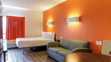 Iron/ironing board, free WiFi, bed sheets