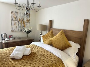 Chambre Deluxe double | Draps en coton égyptien, literie de qualité