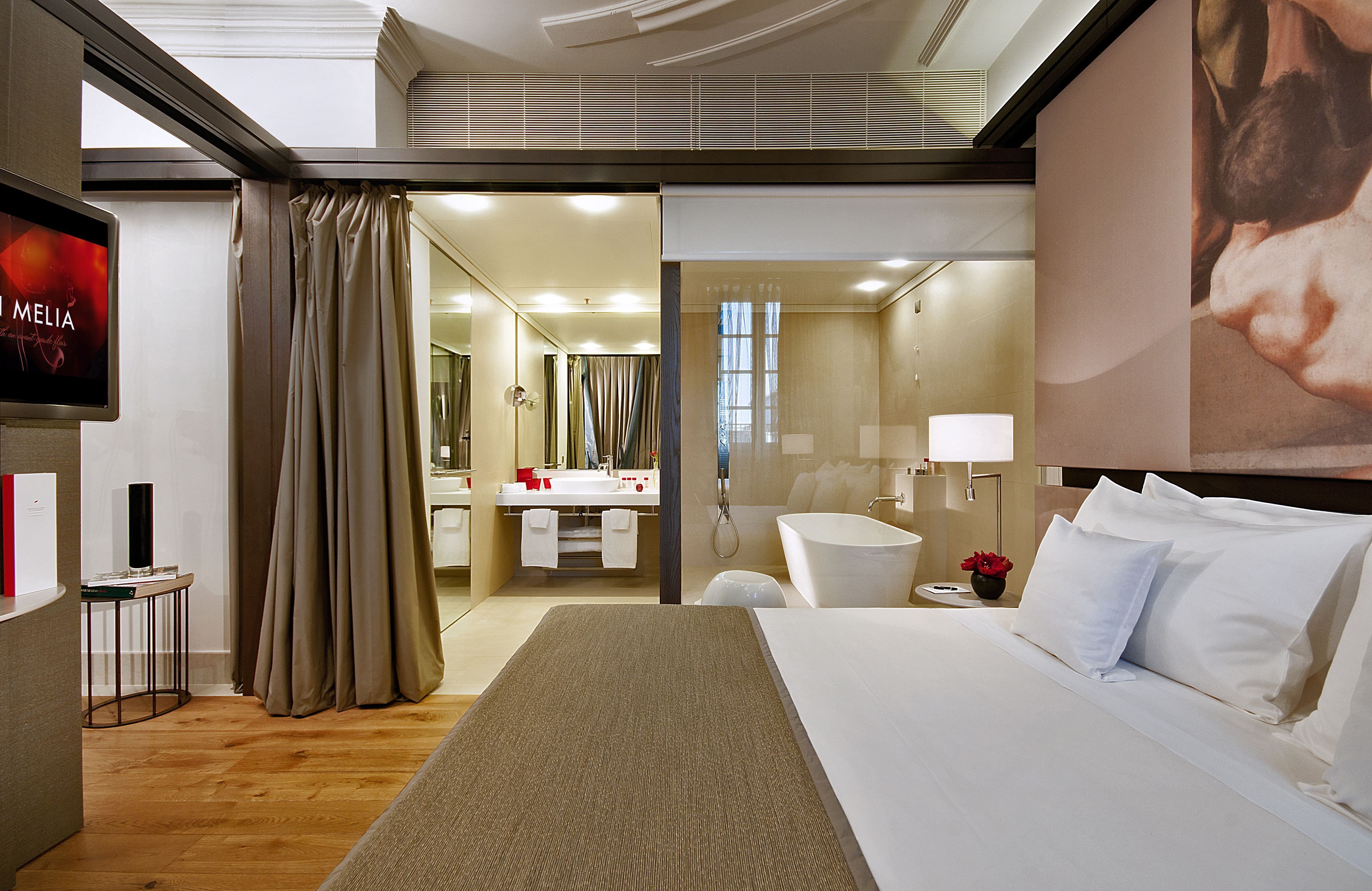 Egyptian cotton sheets, premium bedding, down duvets, minibar