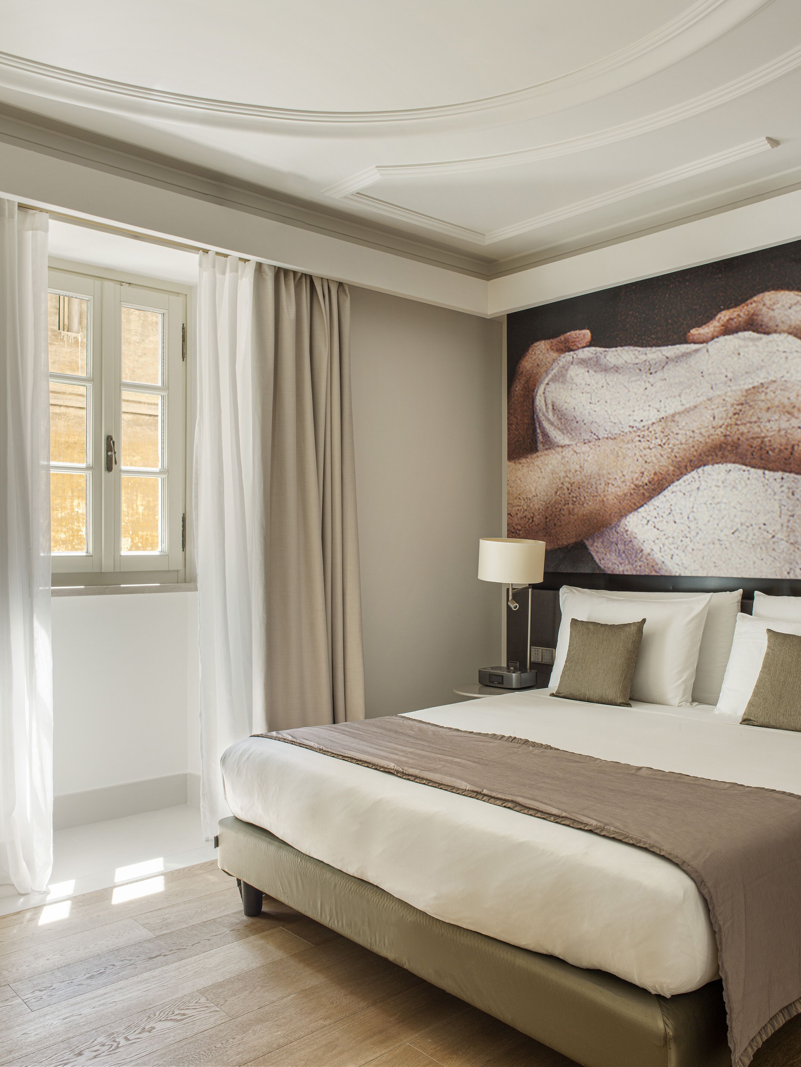 Egyptian cotton sheets, premium bedding, down duvets, minibar