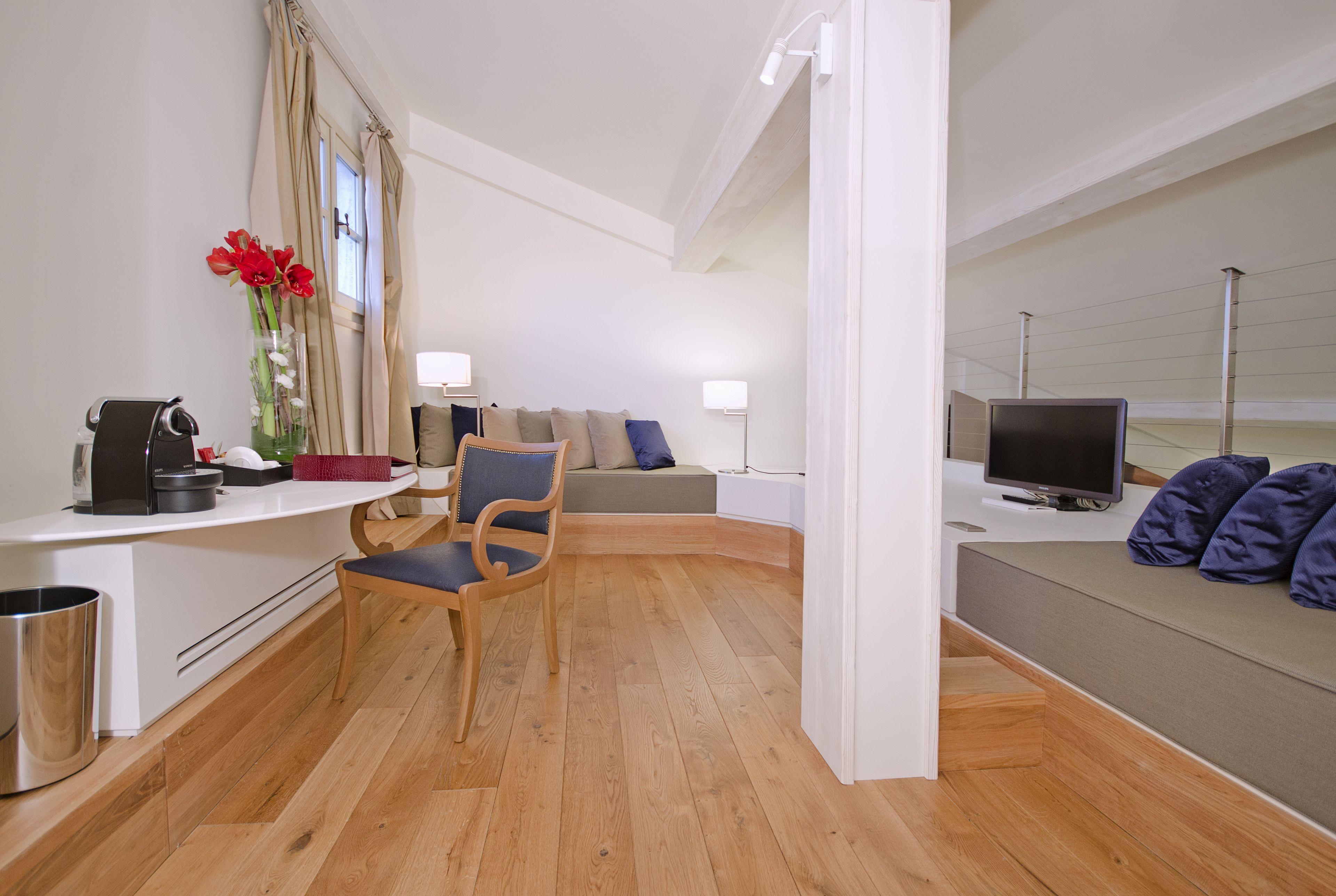 3 bedrooms, egyptian cotton sheets, premium bedding, down duvets