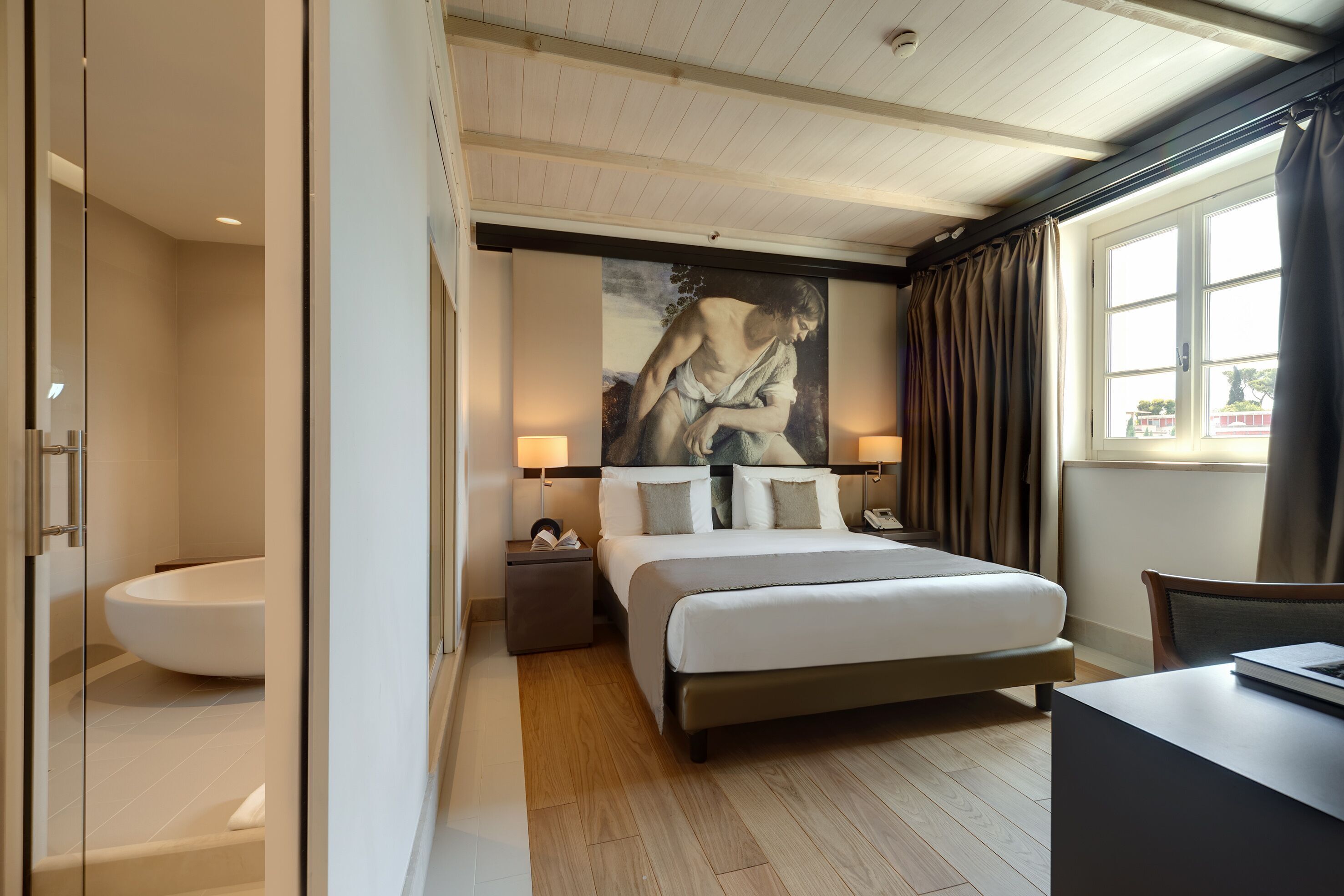 Egyptian cotton sheets, premium bedding, down duvets, minibar