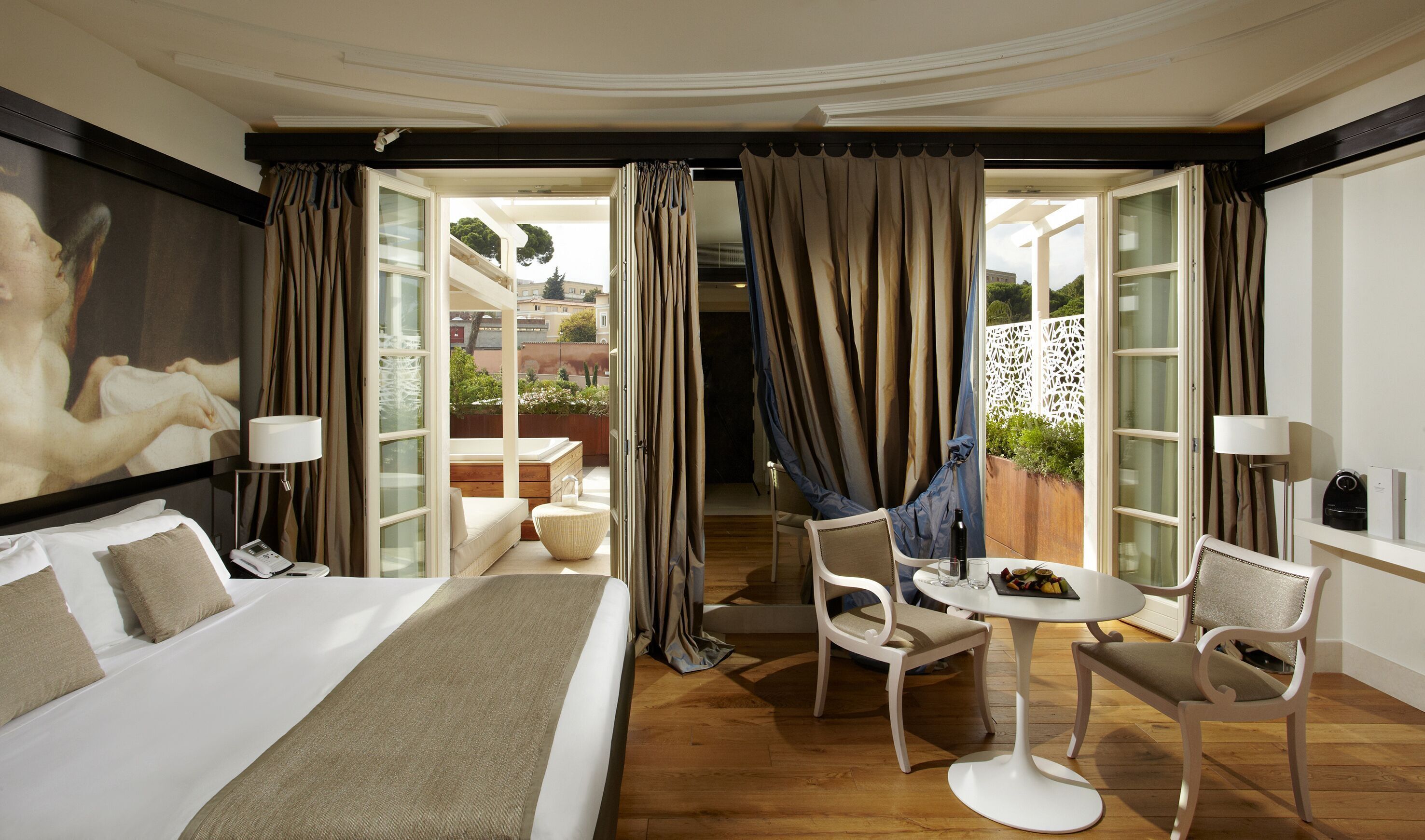 Egyptian cotton sheets, premium bedding, down duvets, minibar