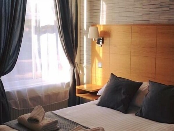 Standard Double Room, Ensuite