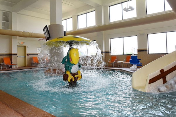 Una piscina cubierta