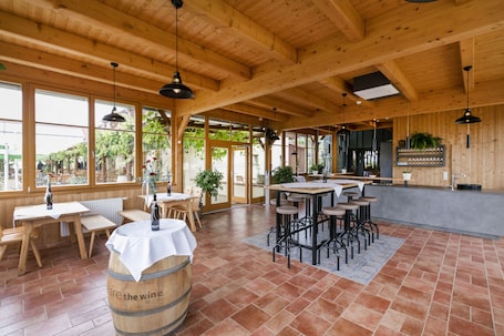 Restaurantes. JUFA Hotel Tieschen - Bio Landerlebnis