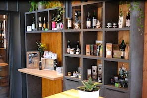 Gift shop