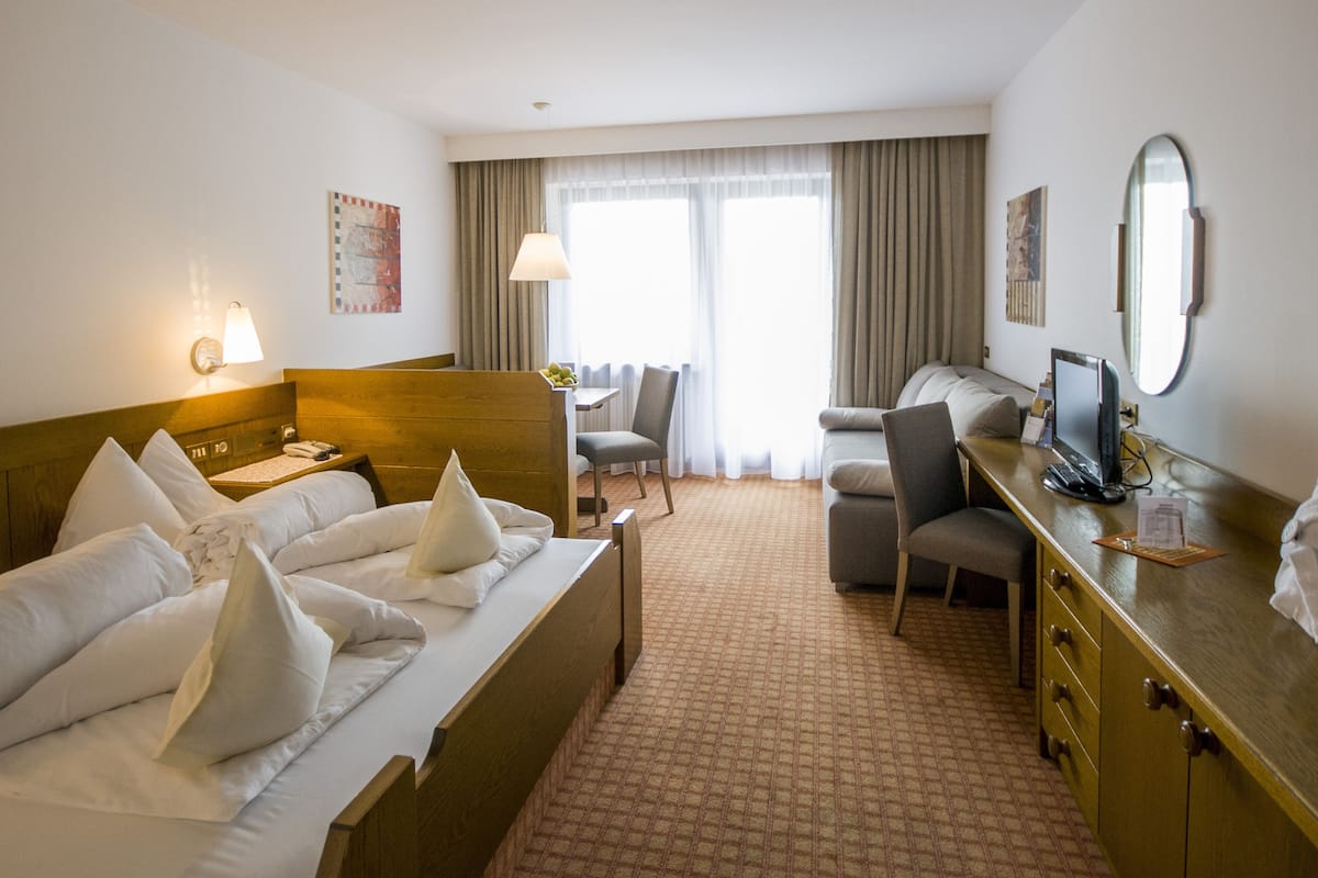 Classic Double Room, Mountain View
