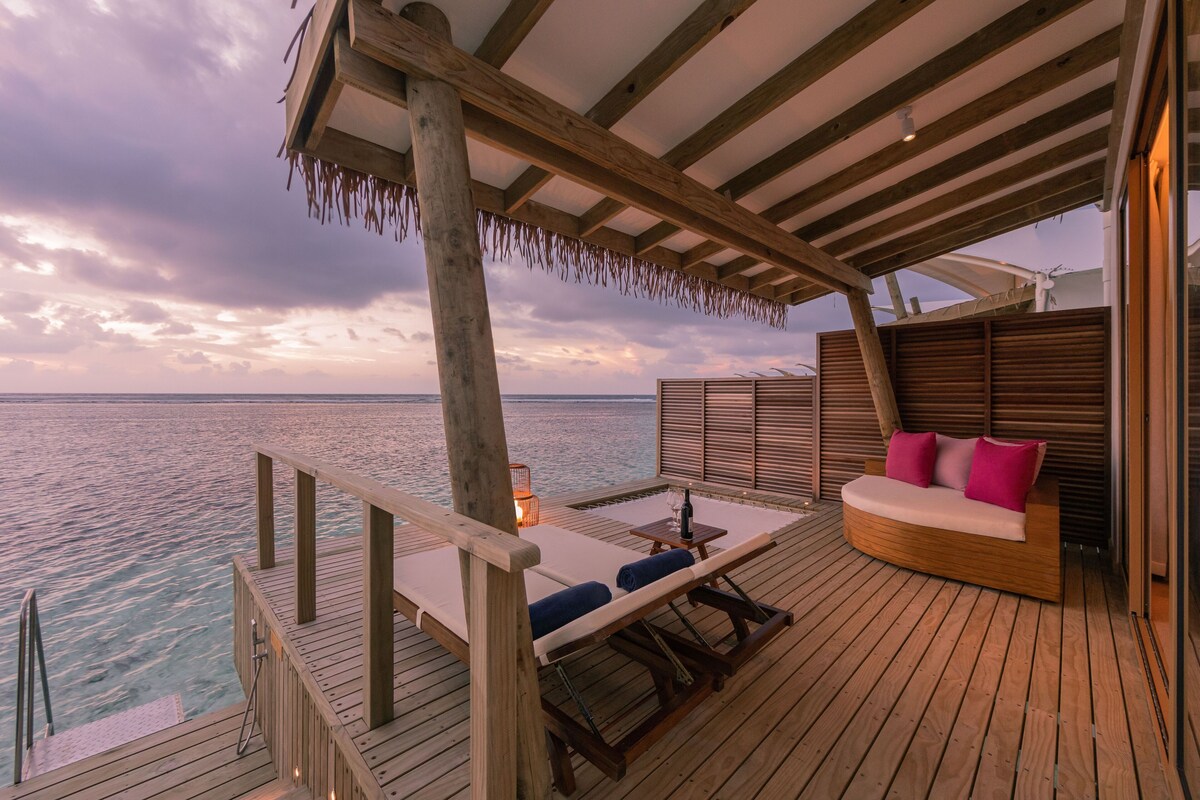 Cinnamon Hakuraa Huraa Maldives All Inclusive Reviews, Deals & Photos