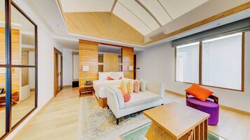 Water Bungalows | Free minibar items, in-room safe, individually furnished, desk