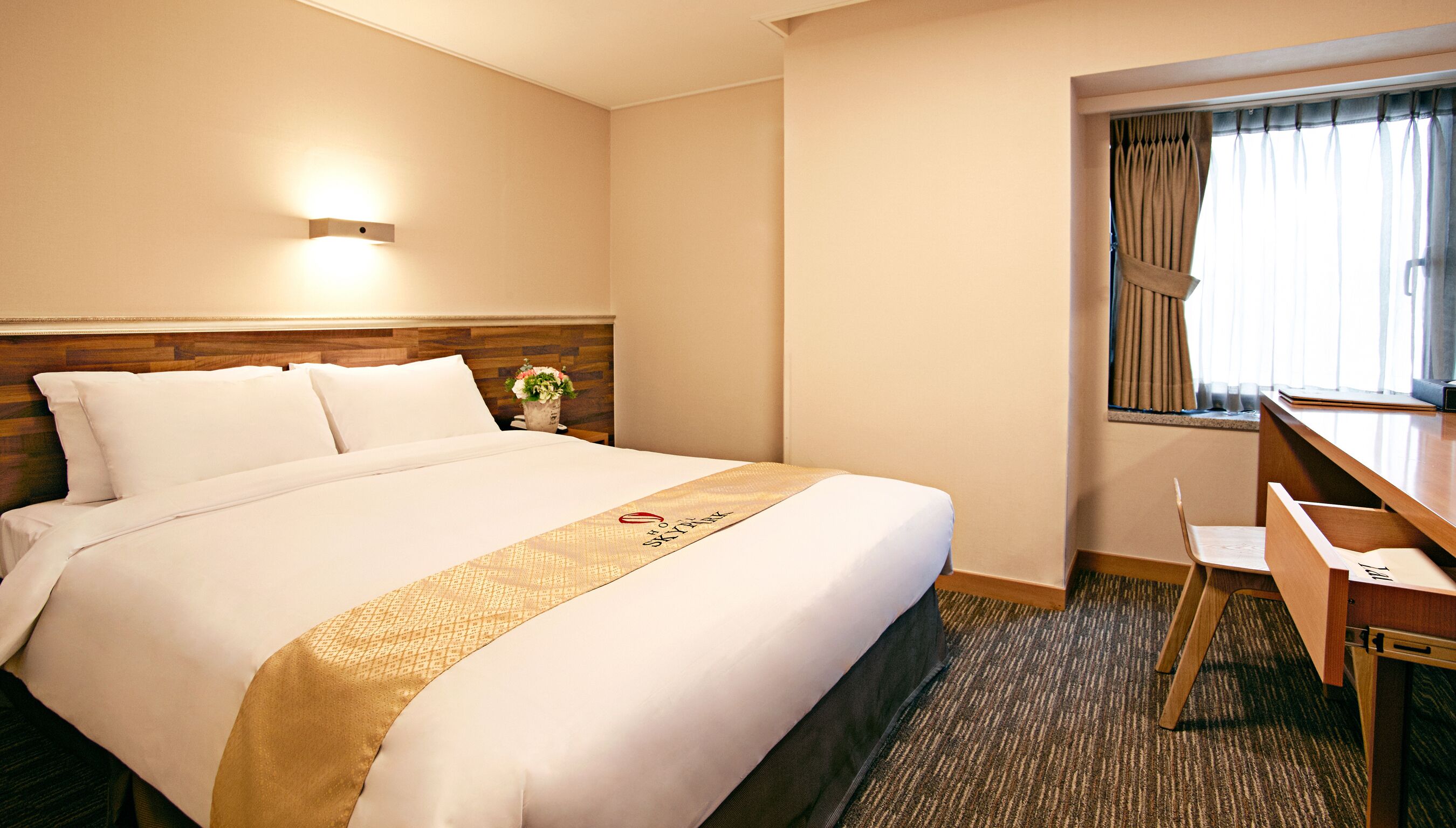 Coffres-forts dans les chambres, chambres insonorisées, Wi-Fi gratuit