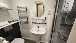 Double Room, Ensuite | Bathroom