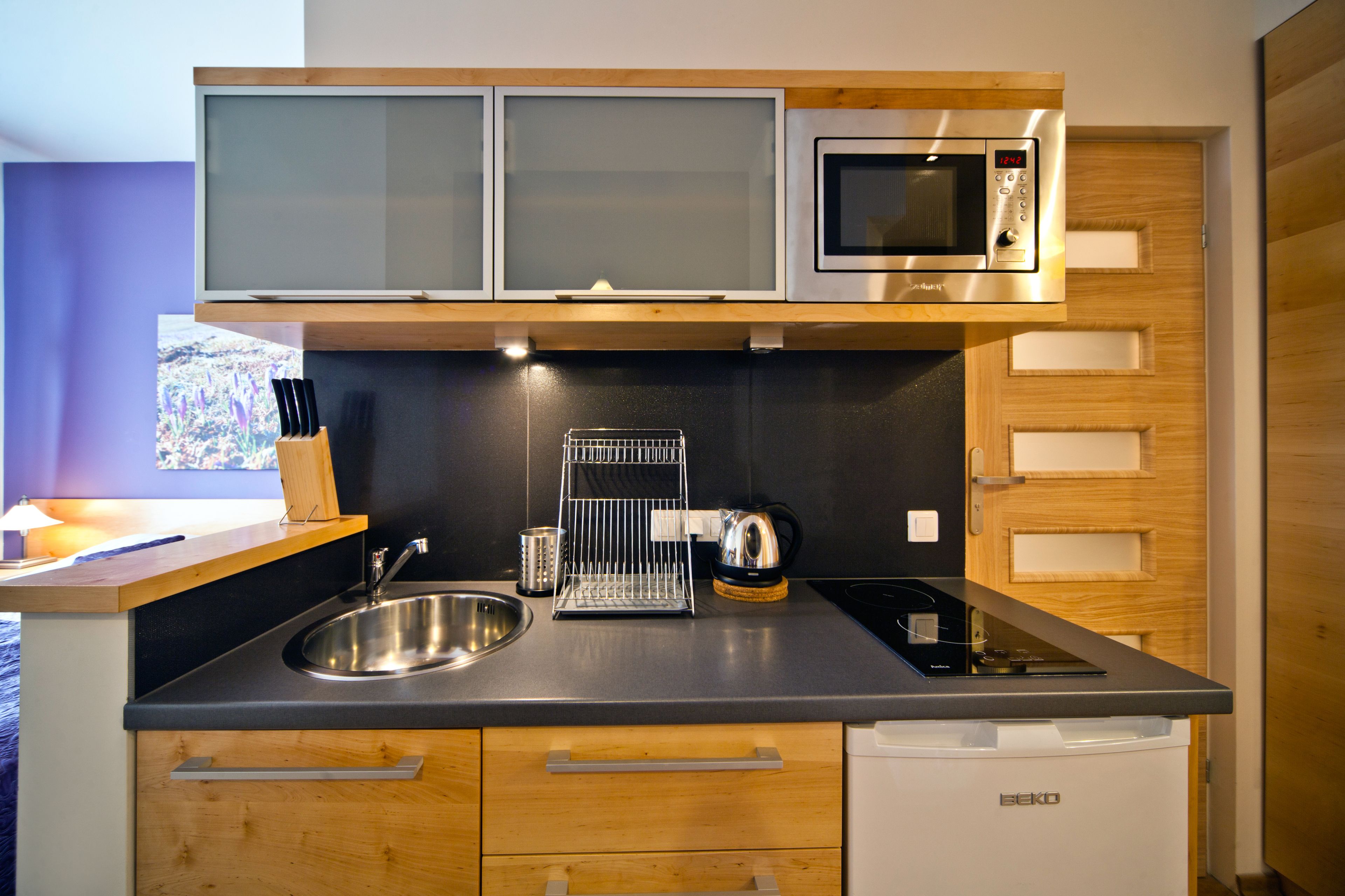 deluxe apartment | private kitchenette | fridge, microwave, stovetop, coffee/tea maker