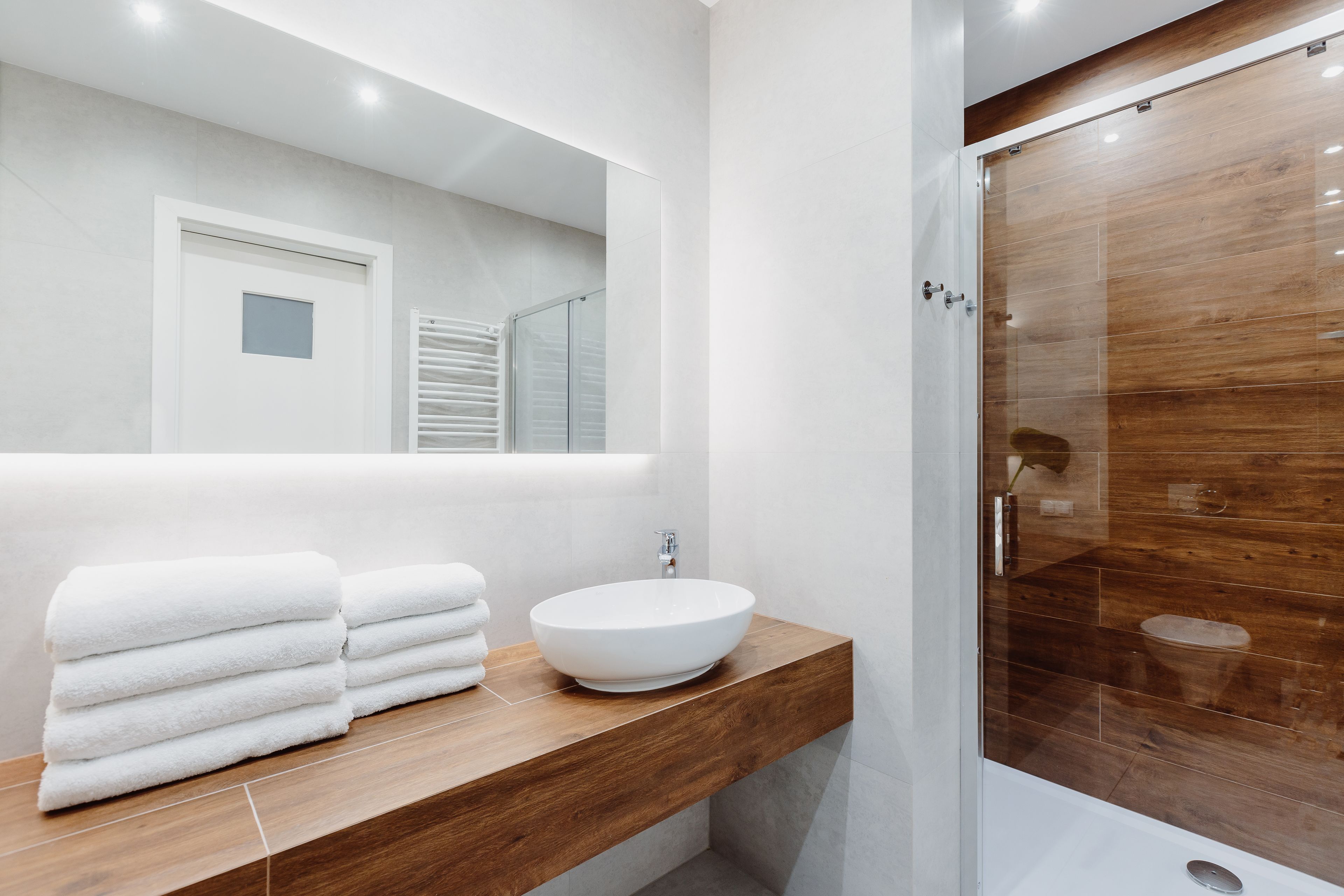 Apartamento, 1 quarto, sacada | Pia do banheiro