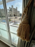 Habitación Deluxe con 1 cama doble o 2 individuales (Room 3) | Cortinas opacas y sistema de insonorización