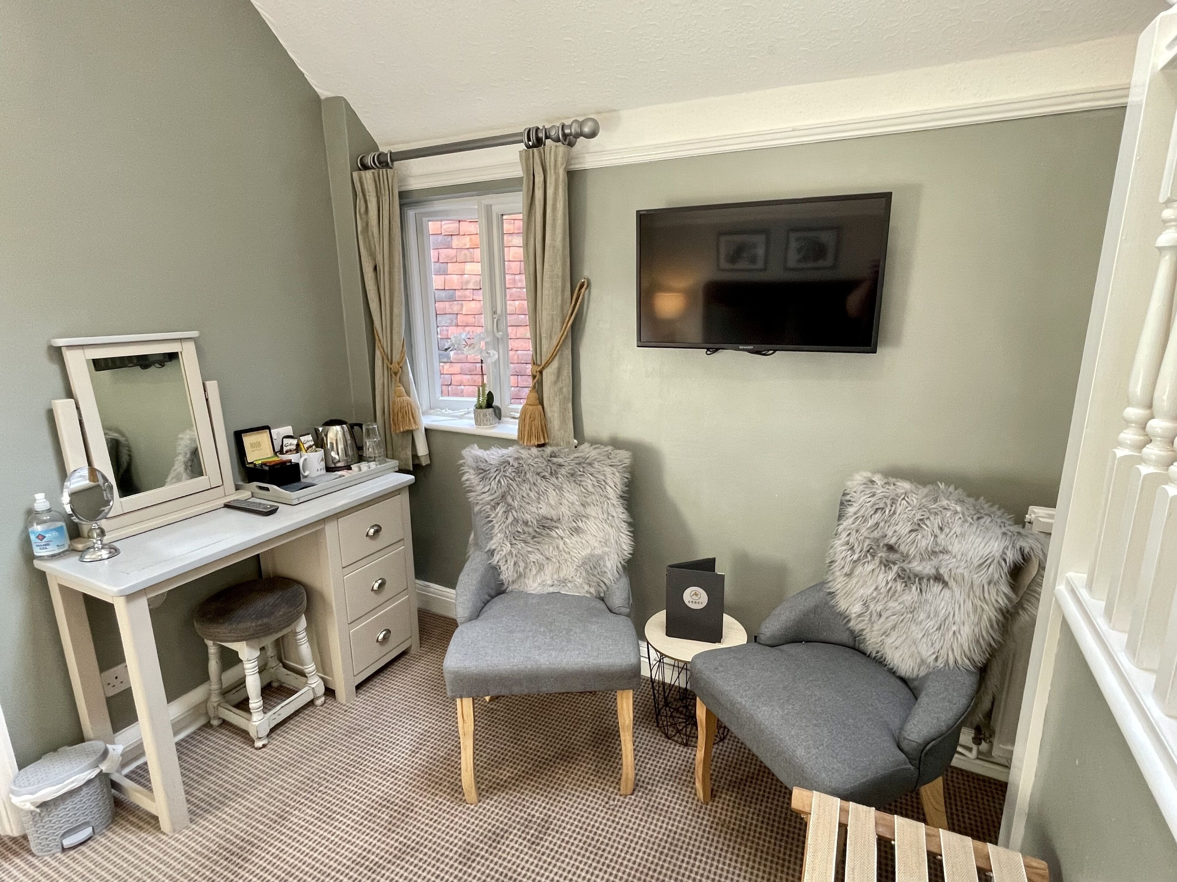 Superior Double Room (Room 4) | Blackout drapes, soundproofing, iron/ironing board, free WiFi