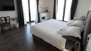 Premium bedding, memory foam beds, free WiFi, bed sheets