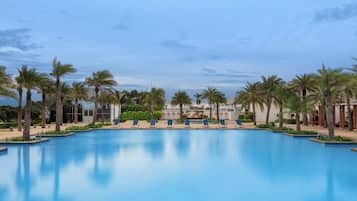 Outdoor pool, pool umbrellas