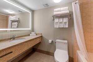 Standard Room, 2 Queen Beds | Egyptian cotton sheets, pillowtop beds, desk, soundproofing - Quality Inn Orleans (Ottawa)
