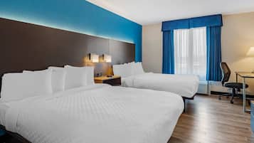 Chambre, 2 grands lits, non-fumeurs | Draps en coton égyptien, surmatelas, bureau, chambres insonorisées