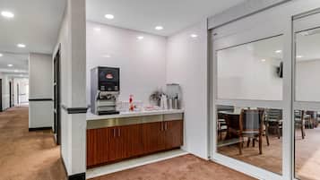 Desayuno continental incluido todos los días