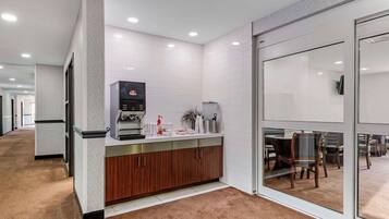 Free daily continental breakfast