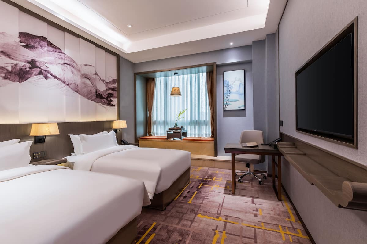 Superior Twin Room | Down duvets, minibar, in-room safe, desk