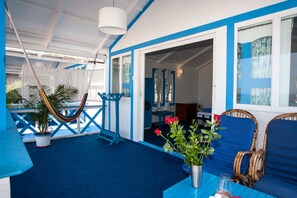 DELUXE NON AC SEA FACING BEACH HUT | Balcony